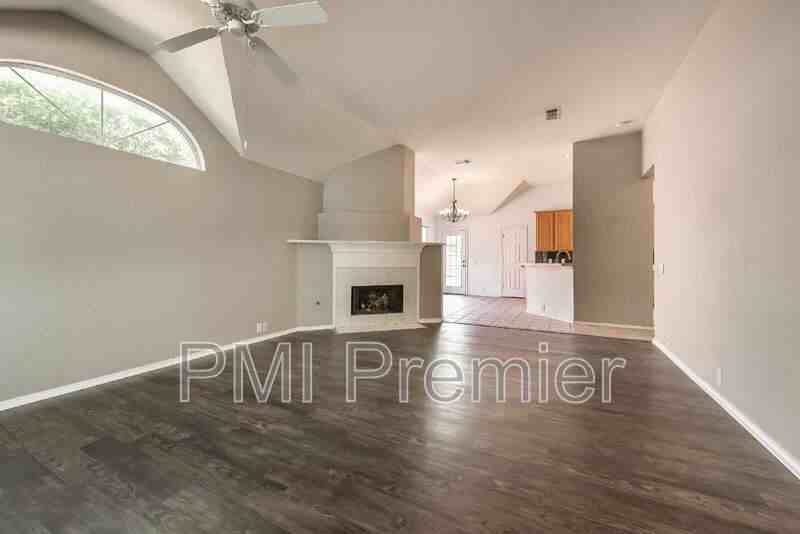 5909 Berkshire Rd - Photo 3 of 50