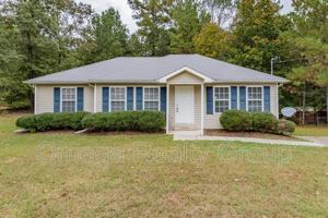 featured image of 2587 Evergreen Rd