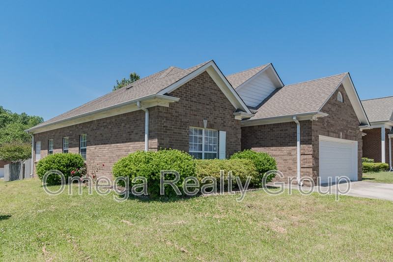 3102 Enclave Ln - Photo 2 of 38