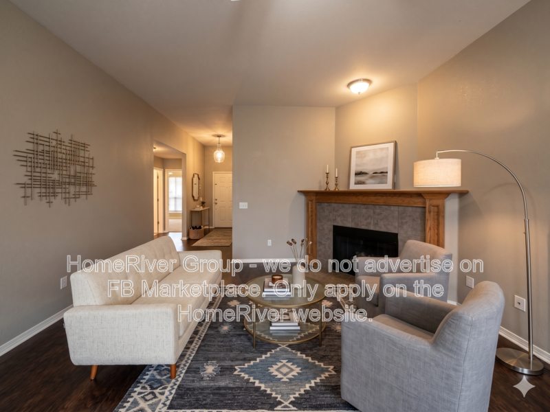 1028 Westridge Dr - Photo 5 of 19