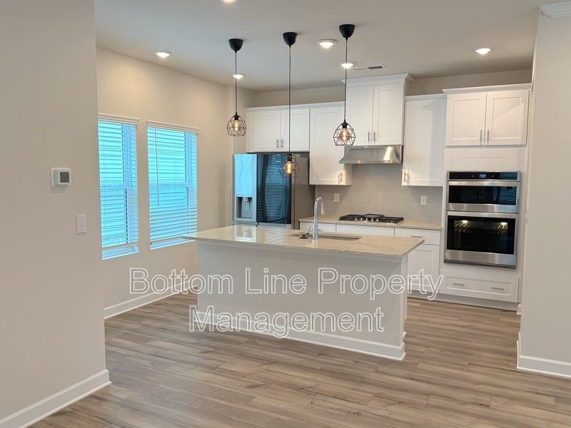629 Cranford Dr - Photo 5 of 27