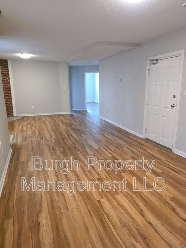 114 W 8th Ave #3C - Photo 4 of 19