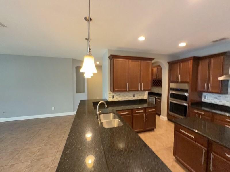 16007 Ollivett St - Photo 6 of 24