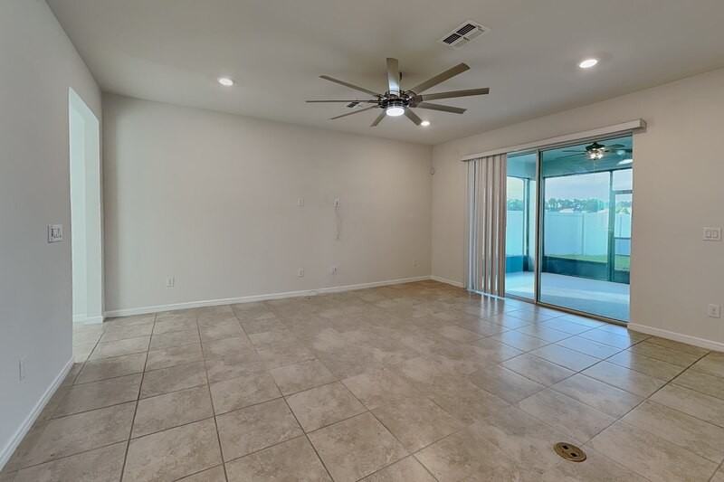 20781 Monza Loop - Photo 4 of 29