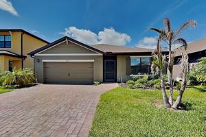 featured image of 3641 Peony Ct Se