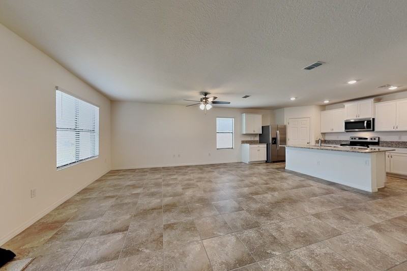 3641 Peony Ct Se - Photo 5 of 27