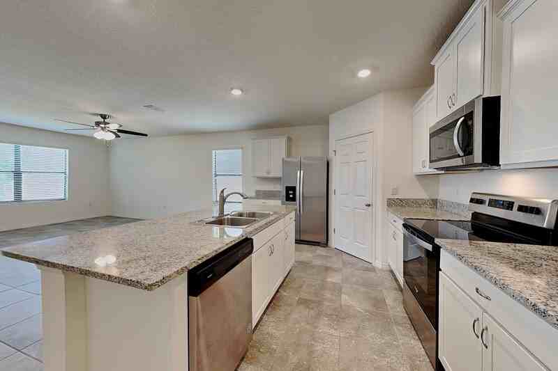 3641 Peony Ct Se - Photo 7 of 27