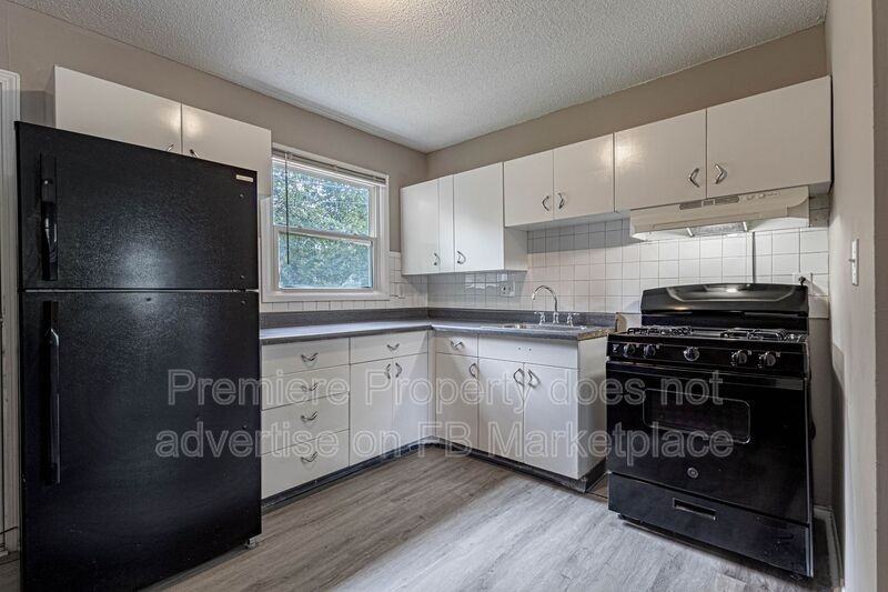 7815 E 51st St - Photo 5 of 13