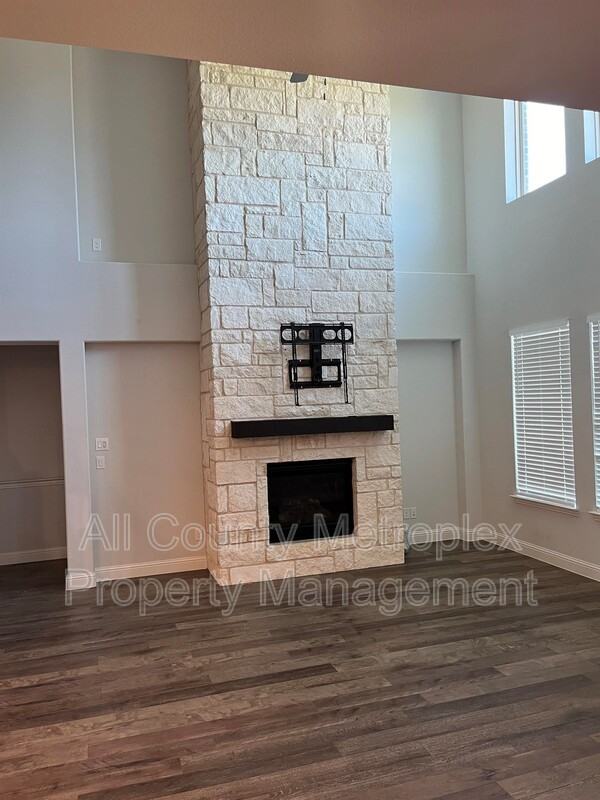 3577 Hathaway Ct - Photo 6 of 8