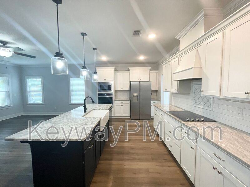 2217 Laurens St - Photo 6 of 22