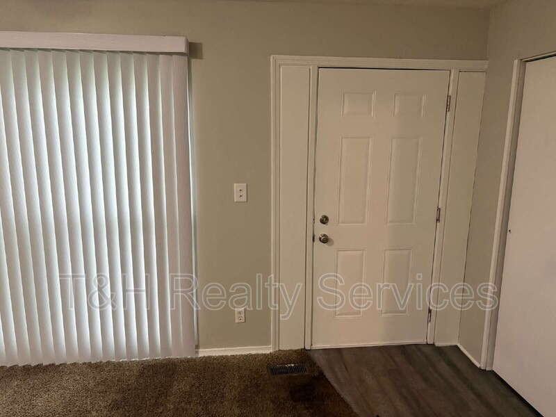 8513 E 37th Pl - Photo 3 of 25