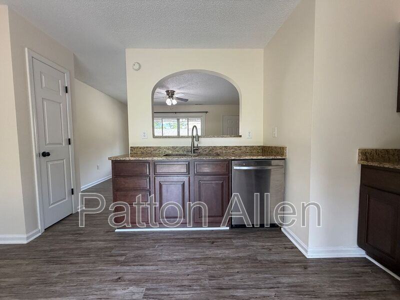 20 Dawnwood Cir - Photo 7 of 22