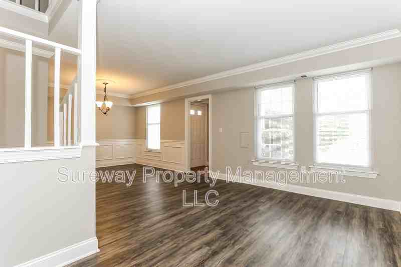 1810 Pennland Ct - Photo 4 of 20