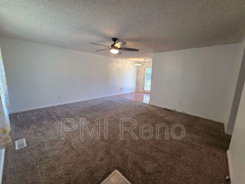 14050 Tourmaline Dr - Photo 3 of 25