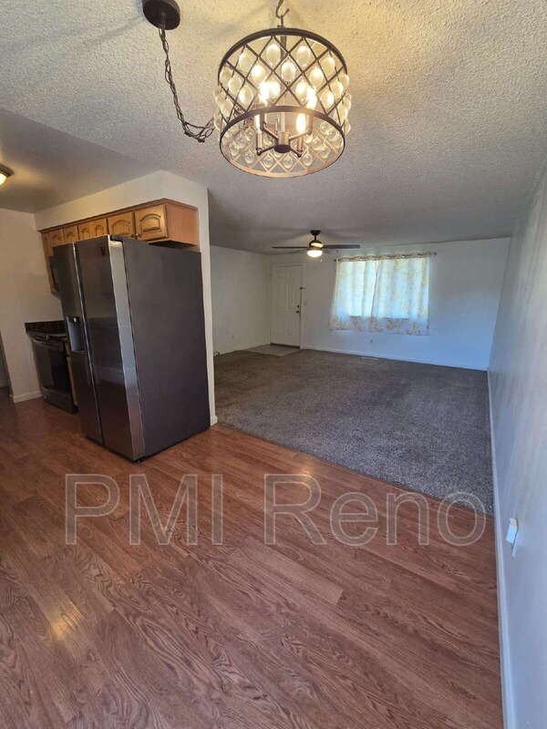 14050 Tourmaline Dr - Photo 4 of 25