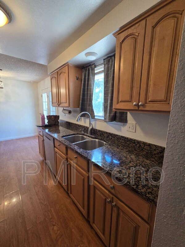 14050 Tourmaline Dr - Photo 6 of 25