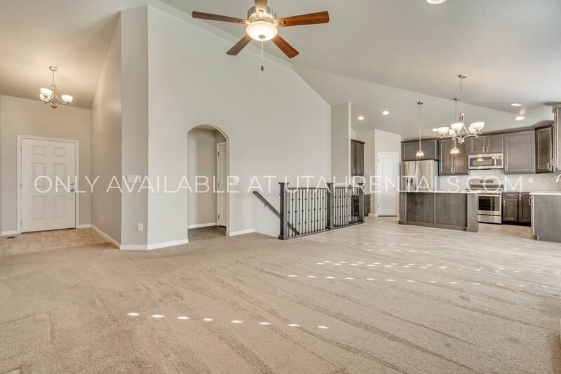 1419 W Stayner Dr - Photo 5 of 15