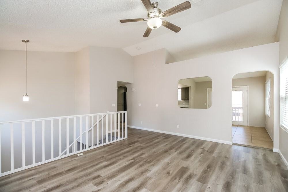 1232 W Riviera Dr - Photo 5 of 17