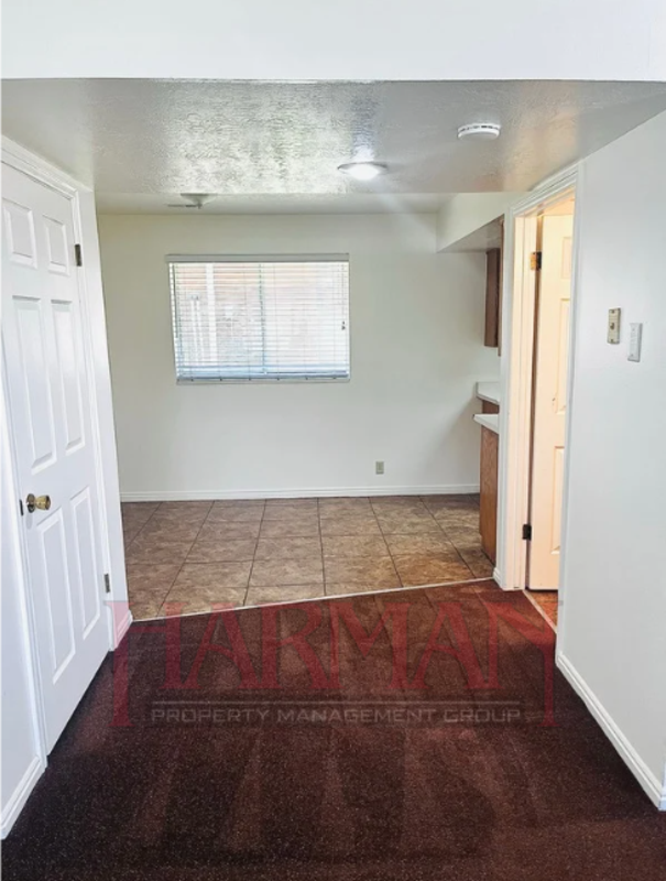 699 Nw - Photo 6 of 31
