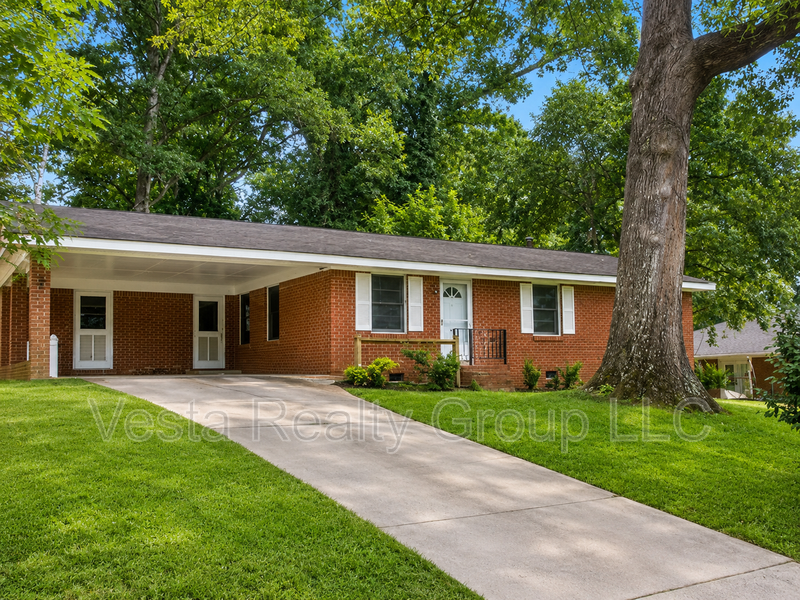 3543 Meadowview Ct - Photo 2 of 14
