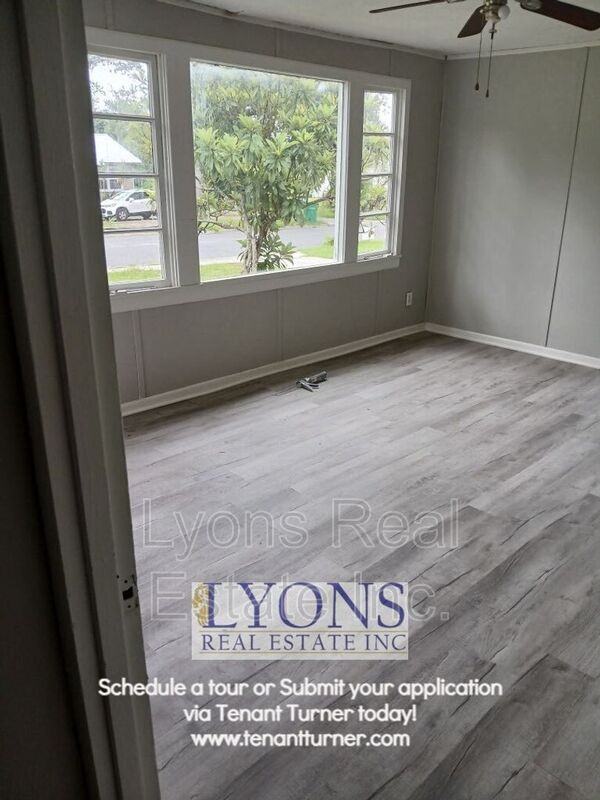 1706 Clover Dr - Photo 7 of 9