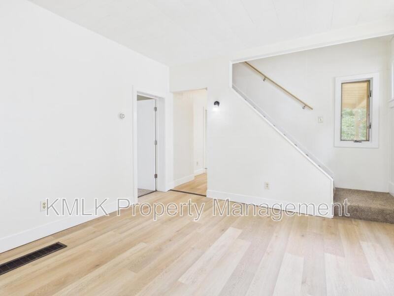 508 Crouse St - Photo 3 of 33