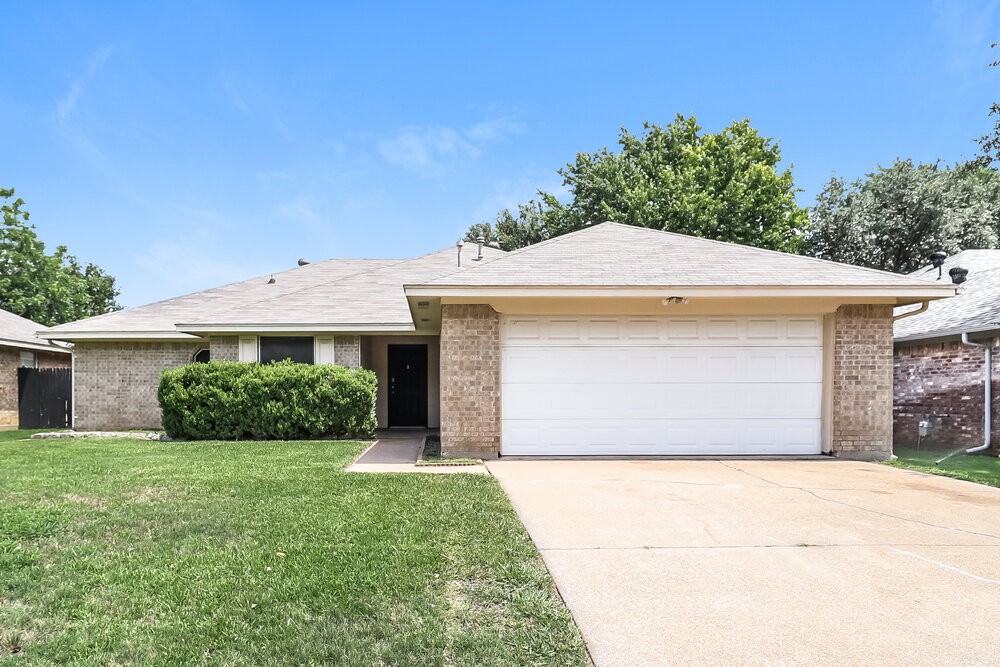 900 Vicksburg Ln