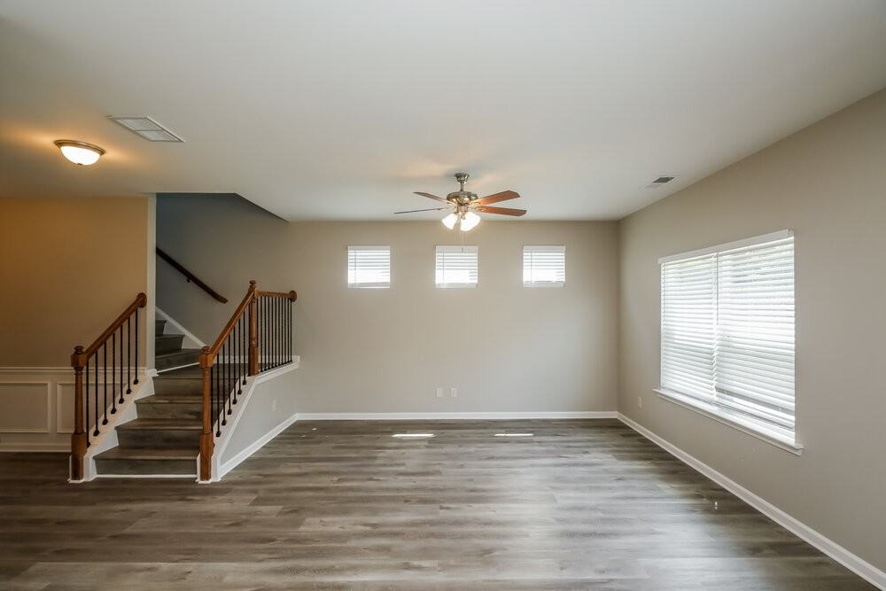 88 High Point Way - Photo 6 of 20