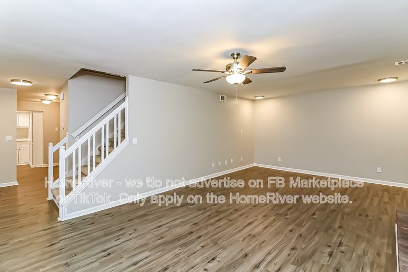 608 Silver Trace Ct - Photo 4 of 17