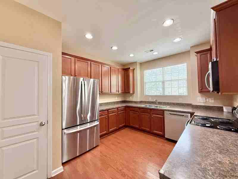 1812 Grace Point Rd - Photo 6 of 25