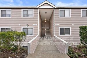 featured image of 6601 S 8th St #A05