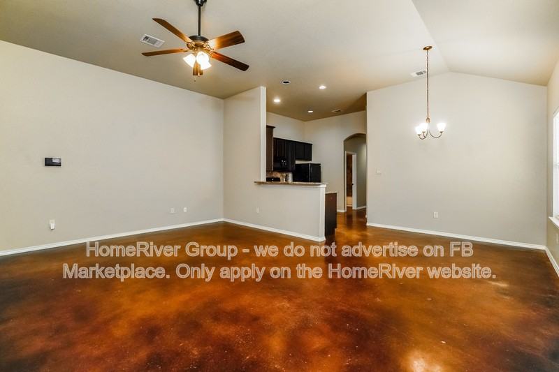 2613 Pahmeyer Rd - Photo 5 of 18