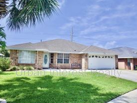 4658 Sunsail Cir - Photo 1 of 1