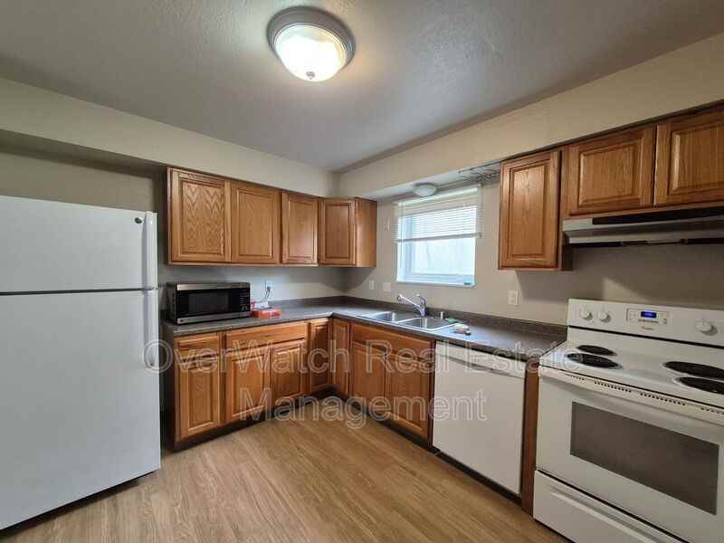 3162 Tarwater Ave #1 - Photo 3 of 7