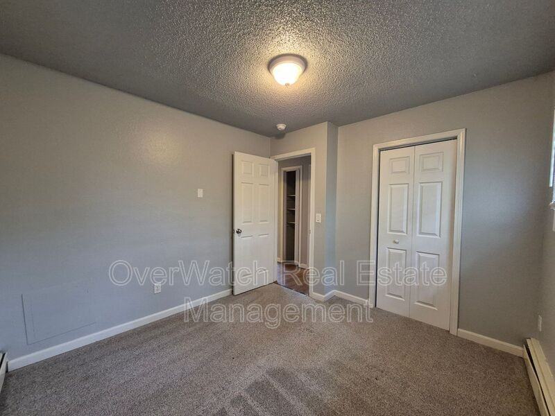 3162 Tarwater Ave #4 - Photo 7 of 9