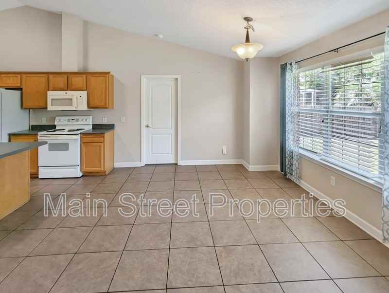 734 Marlinspike Dr - Photo 7 of 31