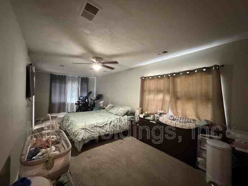 617 De Laura Cir - Photo 5 of 12