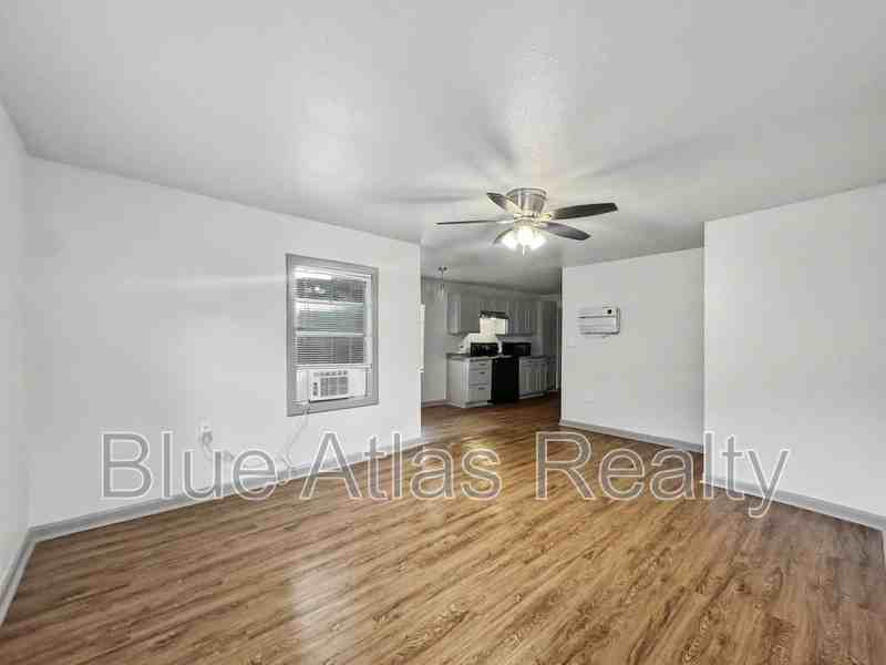 1714 Nw Dallas St - Photo 3 of 20