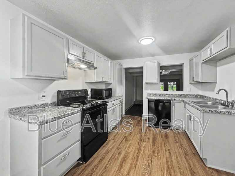 1714 Nw Dallas St - Photo 5 of 20