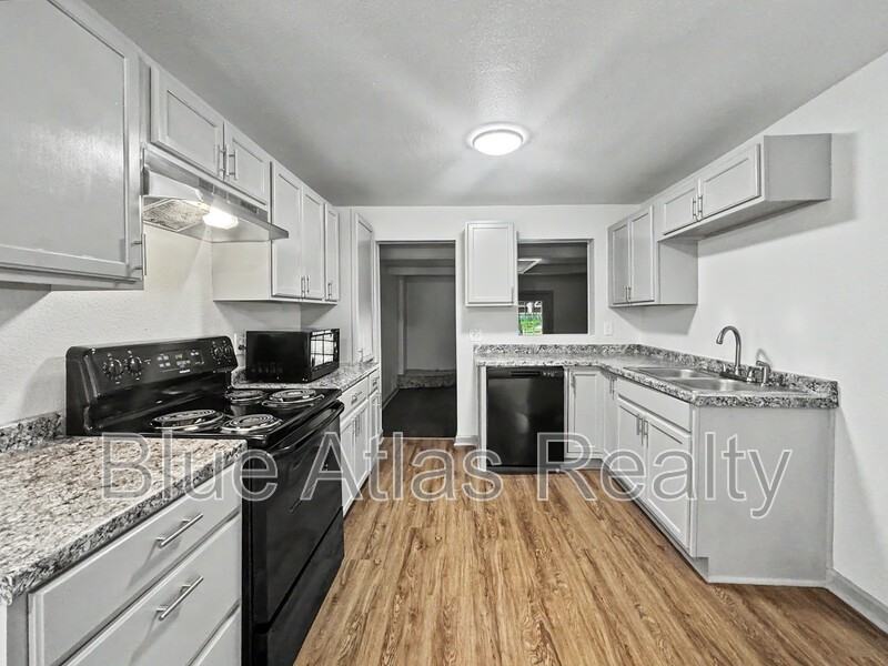 1714 Nw Dallas St - Photo 7 of 20