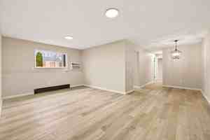 featured image of 35 Oakmount Ave #22