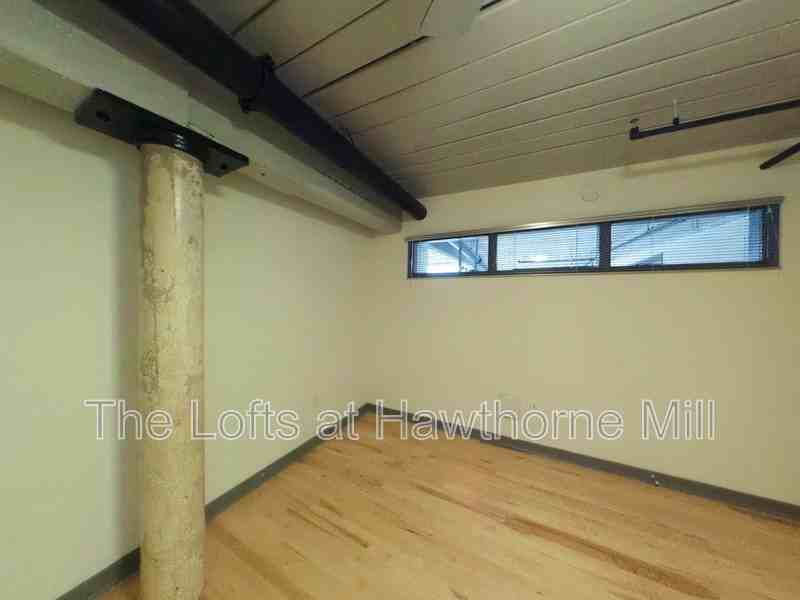 1101 Hawthorne Ln #260 - Photo 5 of 10