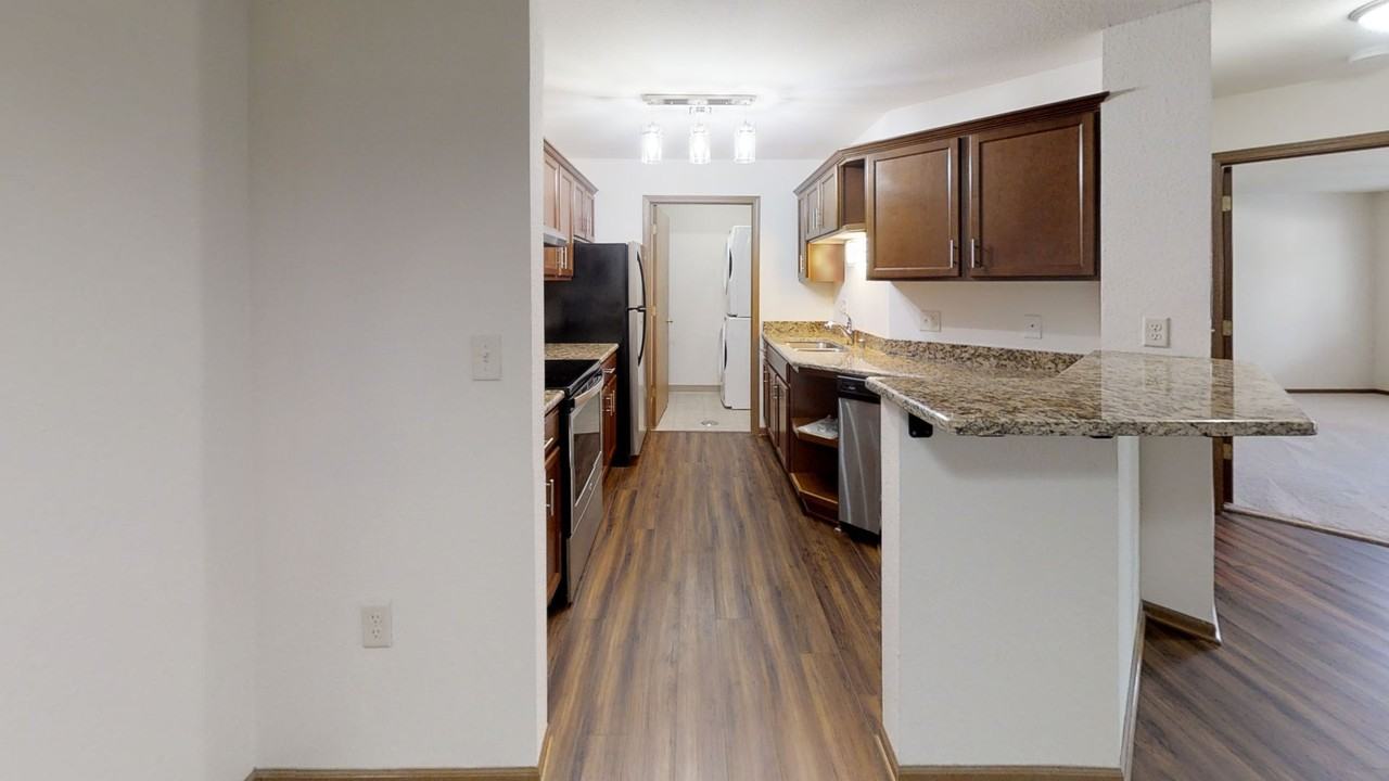 N86W14304 Fond Du Lac Ave - Photo 5 of 13
