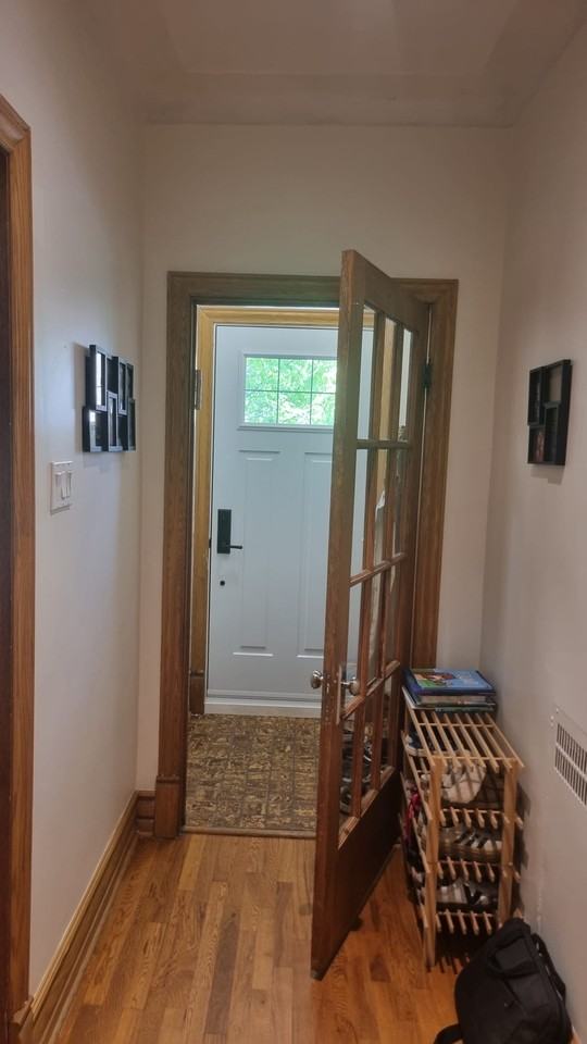 4570 Avenue Royal - Photo 3 of 25