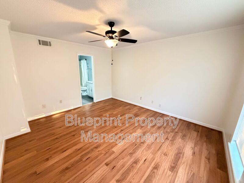 1901 16th Ave S #B - Photo 4 of 14
