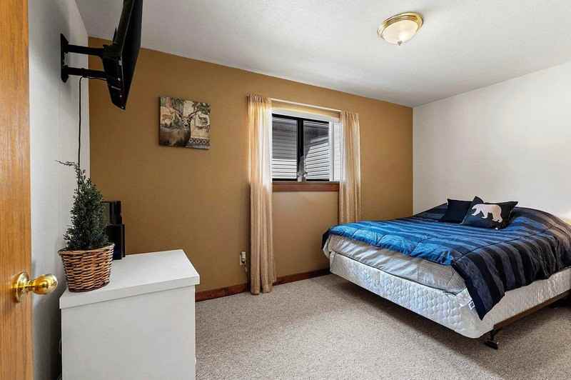 1160 Schabow St - Photo 6 of 11