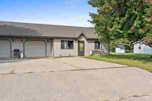 featured image of 1150 Schabow St