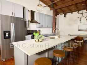 437 W Grant St - Photo 1 of 1