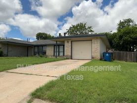 604 Country Aire Dr #B - Photo 1 of 1
