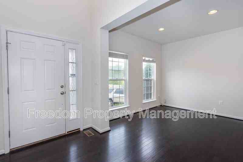 4100 Presidential Hill Loop - Photo 3 of 48